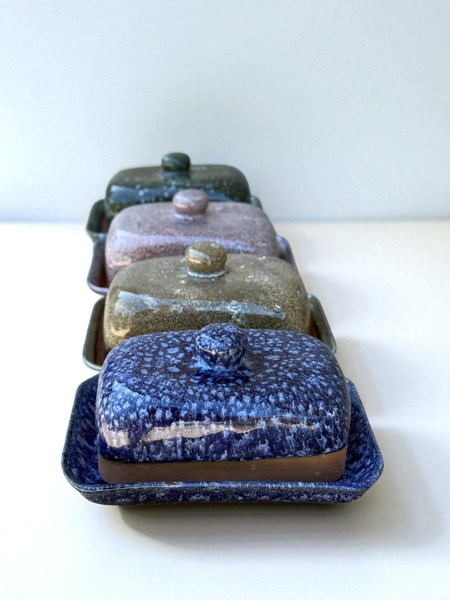 Набор масленок для сливочного масла с крышкой 4 шт. (28833544) - фото 15 Набор масленок для сливочного масла с крышкой 4 шт. (28833544) - фото 15