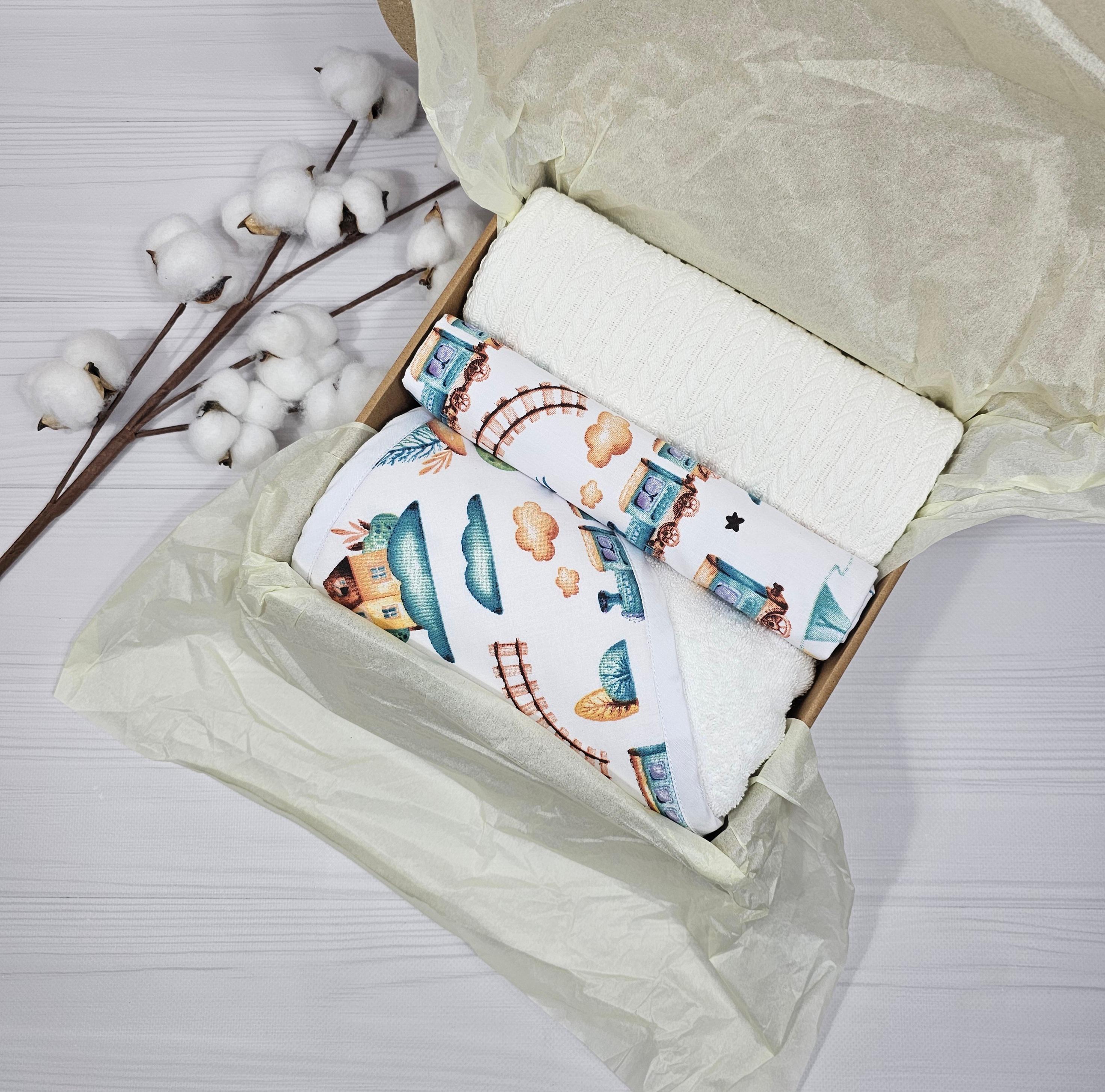 Набор для малыша a.l.babybox Поезд полотенце/плед/пеленка Белый (26526864)