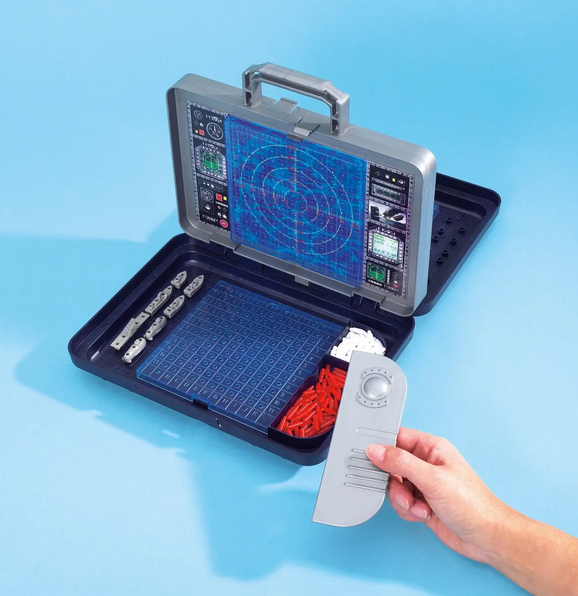 Настільна гра Noris Морський бій в кейсі - фото 3 Настільна гра Noris Морський бій в кейсі - фото 3