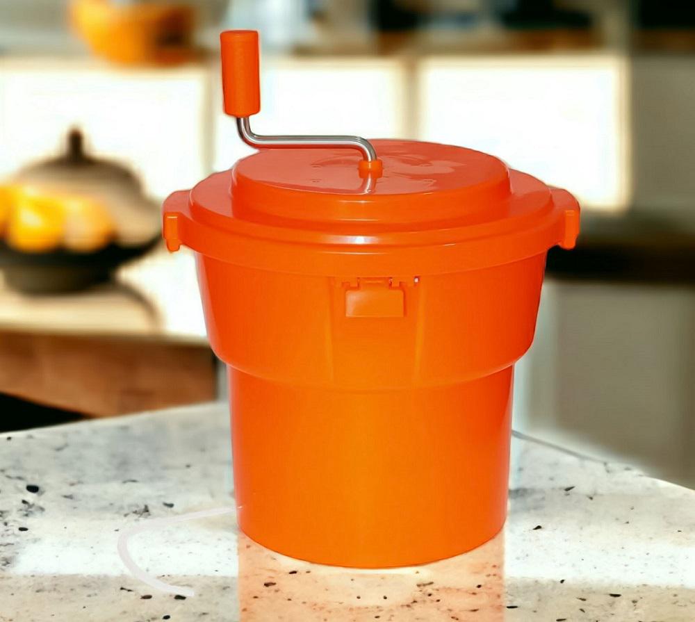 Сушилка для зелени и салата One Chef механическая из полипропилена 9,5 л d 31,75 h 34,9 см Зеленый (51603) - фото 2 Сушилка для зелени и салата One Chef механическая из полипропилена 9,5 л d 31,75 h 34,9 см Зеленый (51603) - фото 2