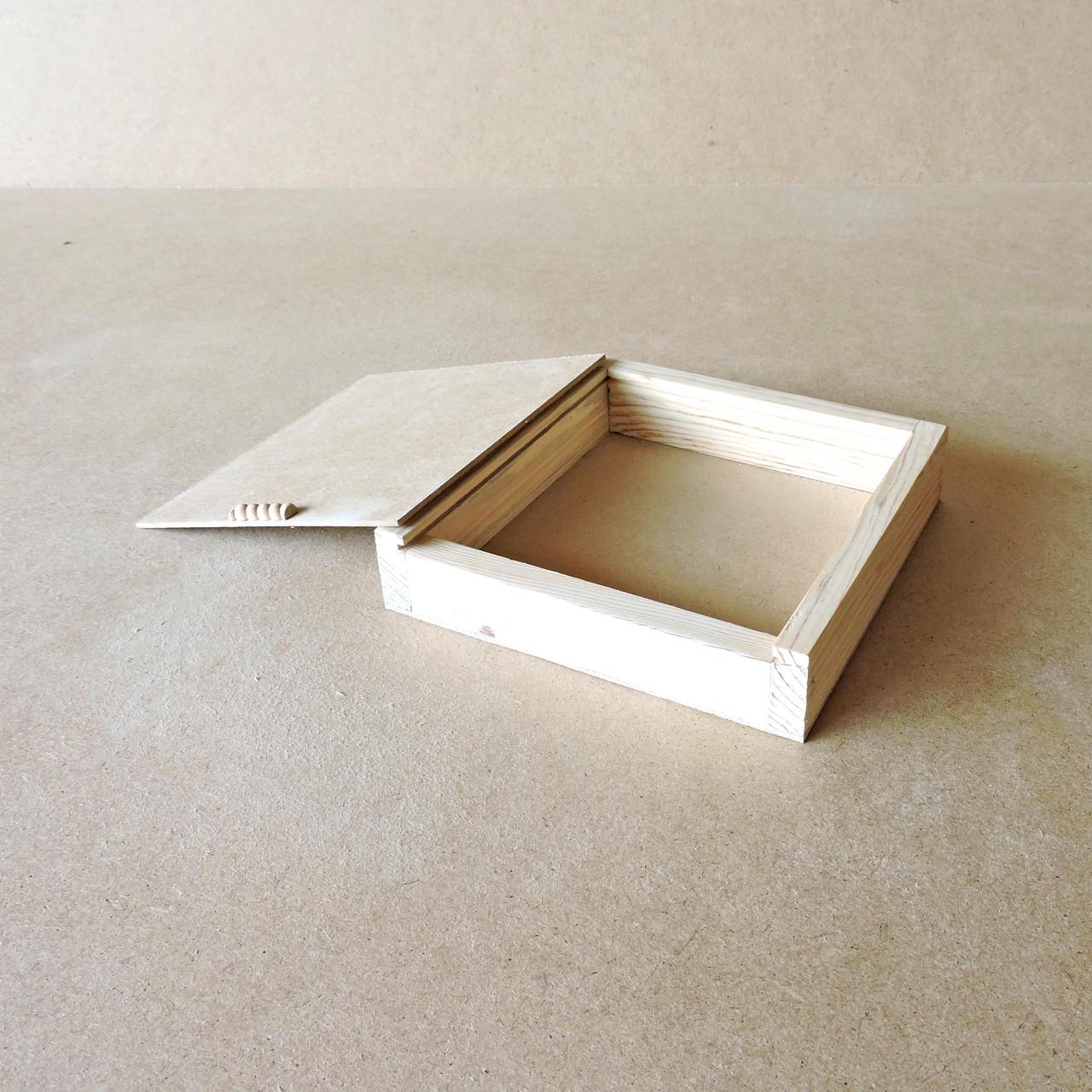 Пенал деревянный Ландыш 20х20х4 см (ПНЛ-01202004)