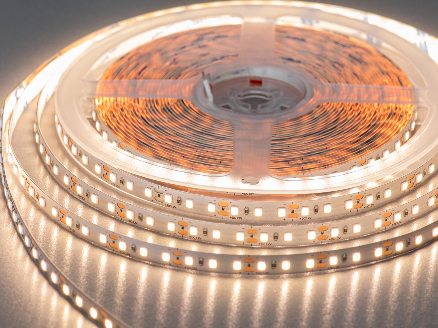 Светодиодная лента 12 В 120 диодов на метр 8 мм Теплый (P12B-2835-120-WW-20-8) Светодиодная лента 12 В 120 диодов на метр 8 мм Теплый (P12B-2835-120-WW-20-8)