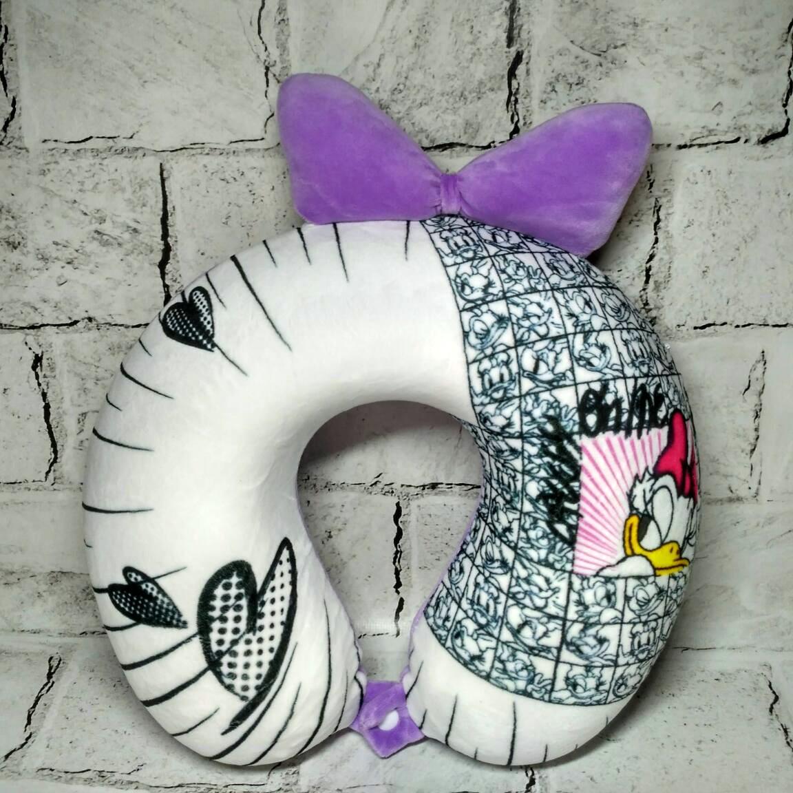 Подушка для путешествий под шею с памятью Дейзи 29х26х8 см (25-2-383) Подушка для путешествий под шею с памятью Дейзи 29х26х8 см (25-2-383)