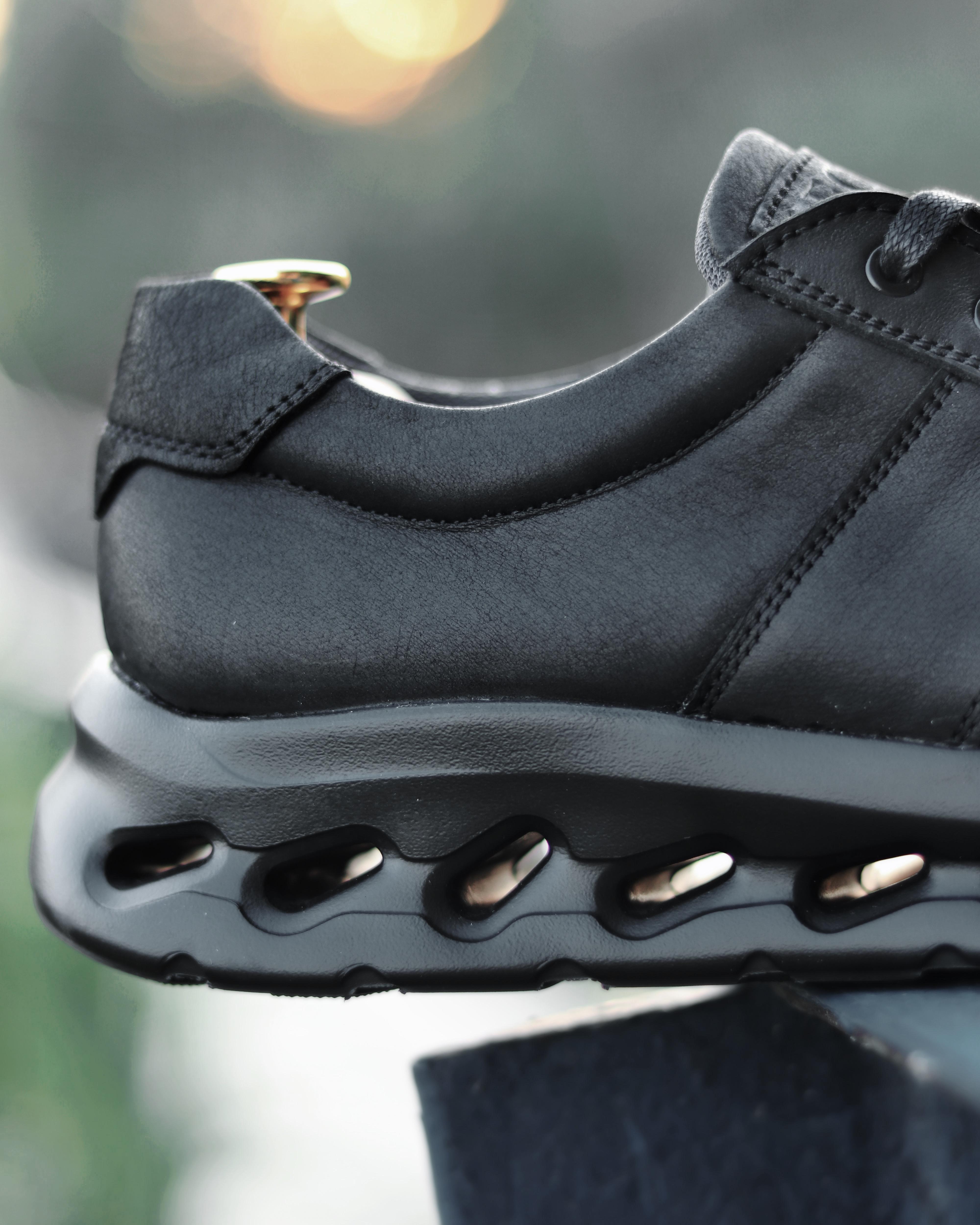 Кроссовки мужские кожаные RAY BLACK р. 45 - фото 5 Кроссовки мужские кожаные RAY BLACK р. 45 - фото 5