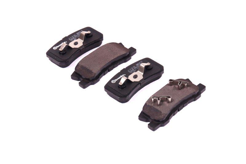 Тормозные колодки дисковые BREMBO для Mitsubishi Grandis Pajero II V2_WV4_W задние (P 54 031)