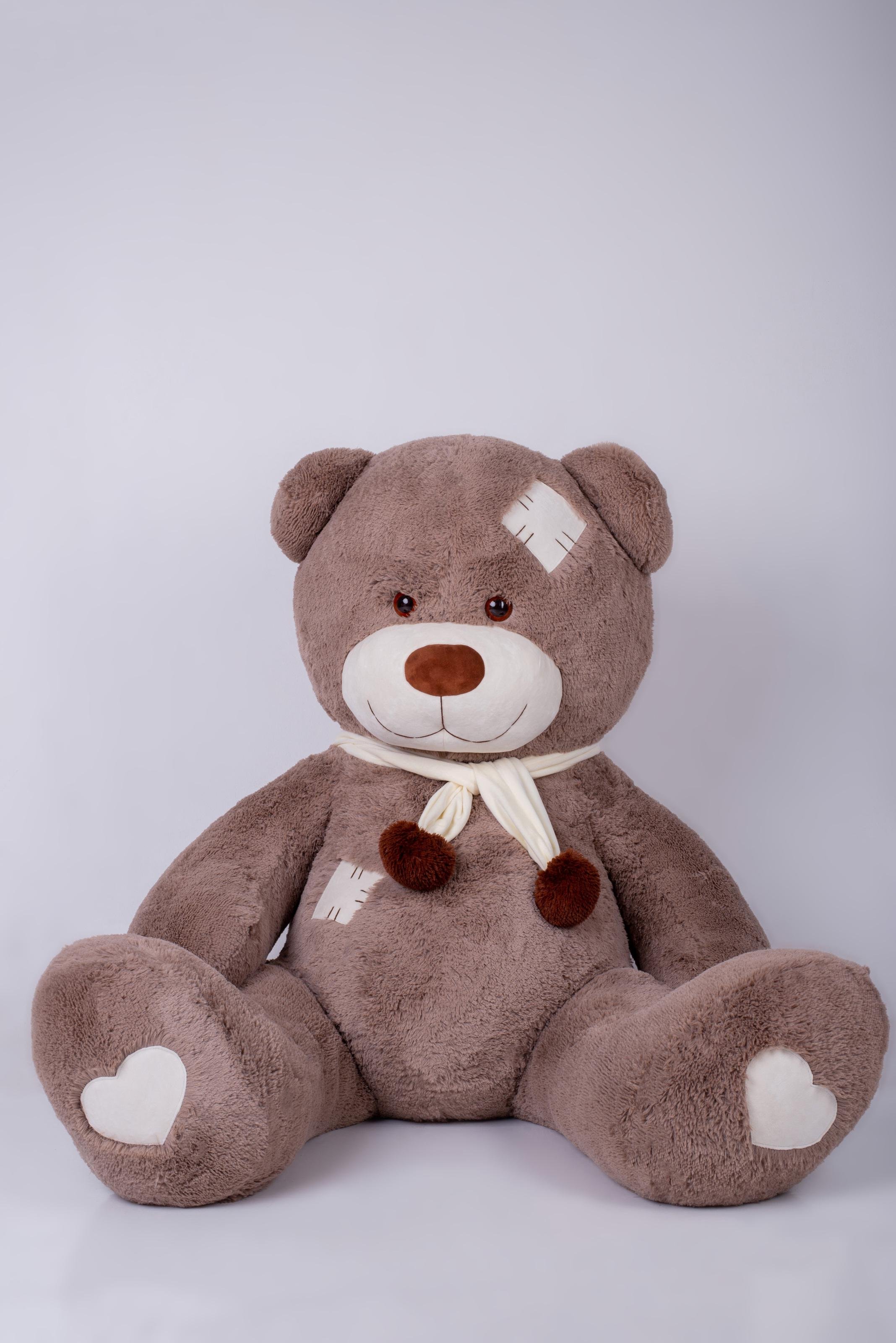 Мишка с латками плюшевый Yarokuz Дональд 200 см Капучино