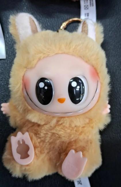 Іграшка-брелок Labubu The Monsters have a seat сюрприз фігурка 15 см (2104618546) - фото 4