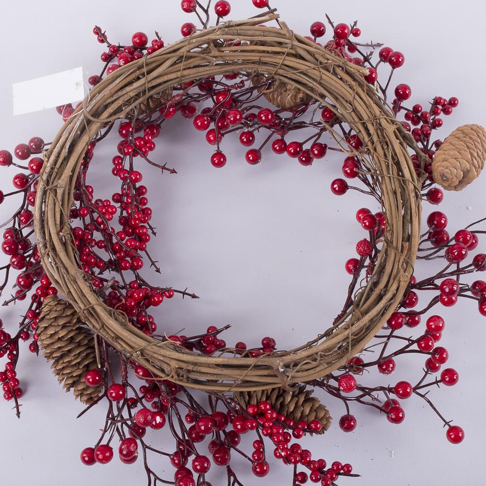Венок из калины с шишками 40 см (3189) - фото 3 Венок из калины с шишками 40 см (3189) - фото 3