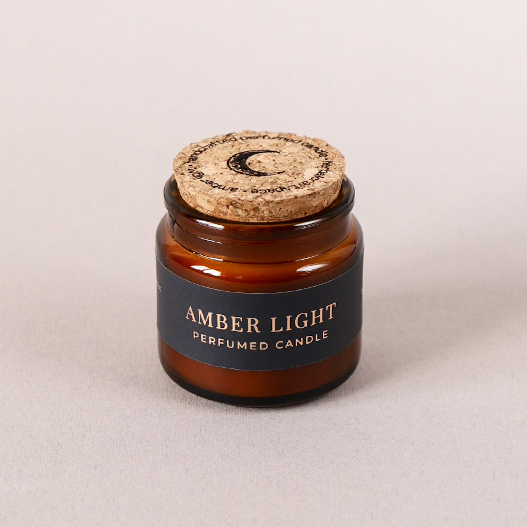 Свічка парфумована Amber Light в скляній баночці 100 мл Бурштиновий - фото 5