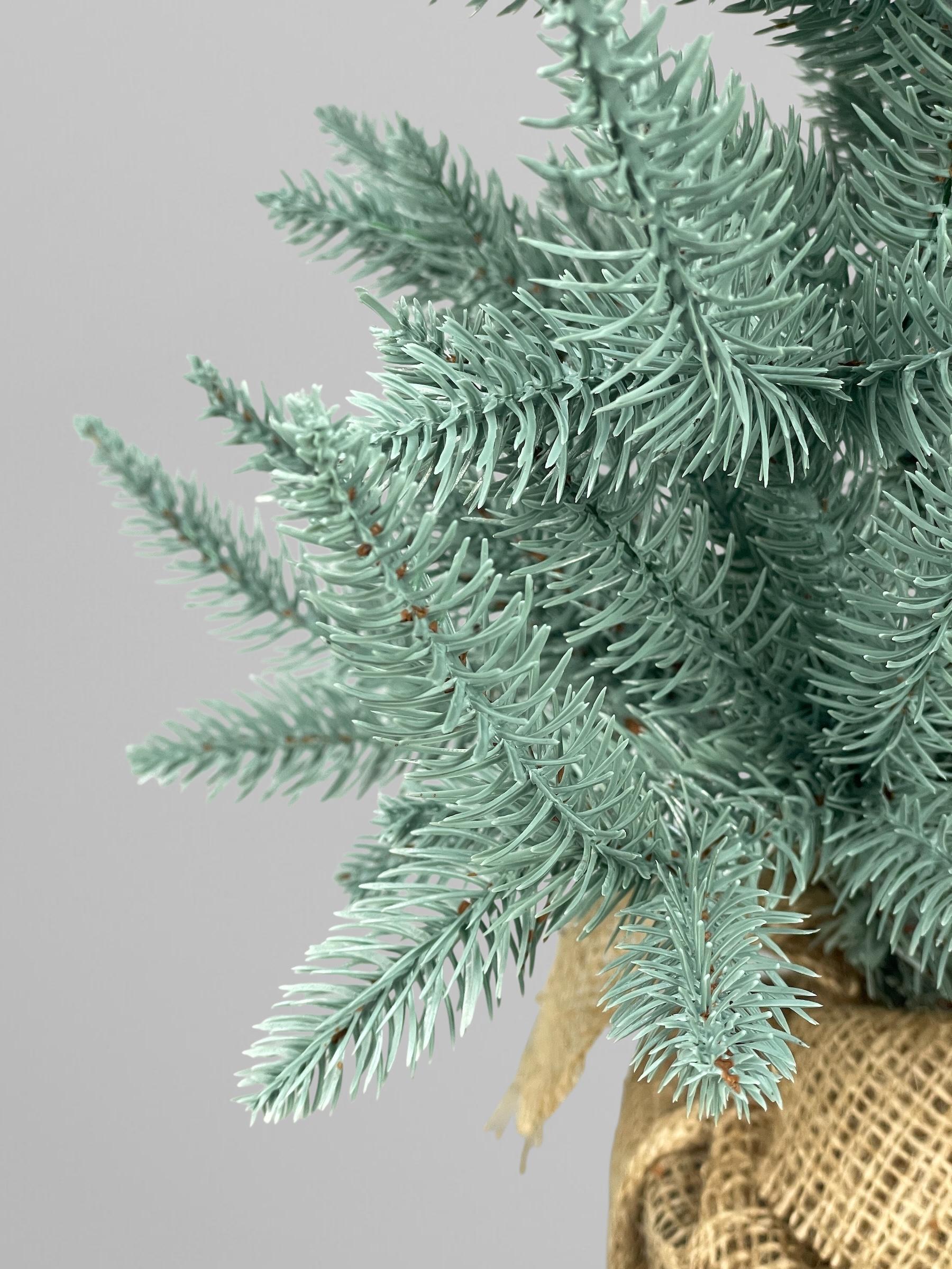 Искусственная елка литая Classic в горшке с мешковиной 70 см Голубой (Н01012) - фото 9 Искусственная елка литая Classic в горшке с мешковиной 70 см Голубой (Н01012) - фото 9