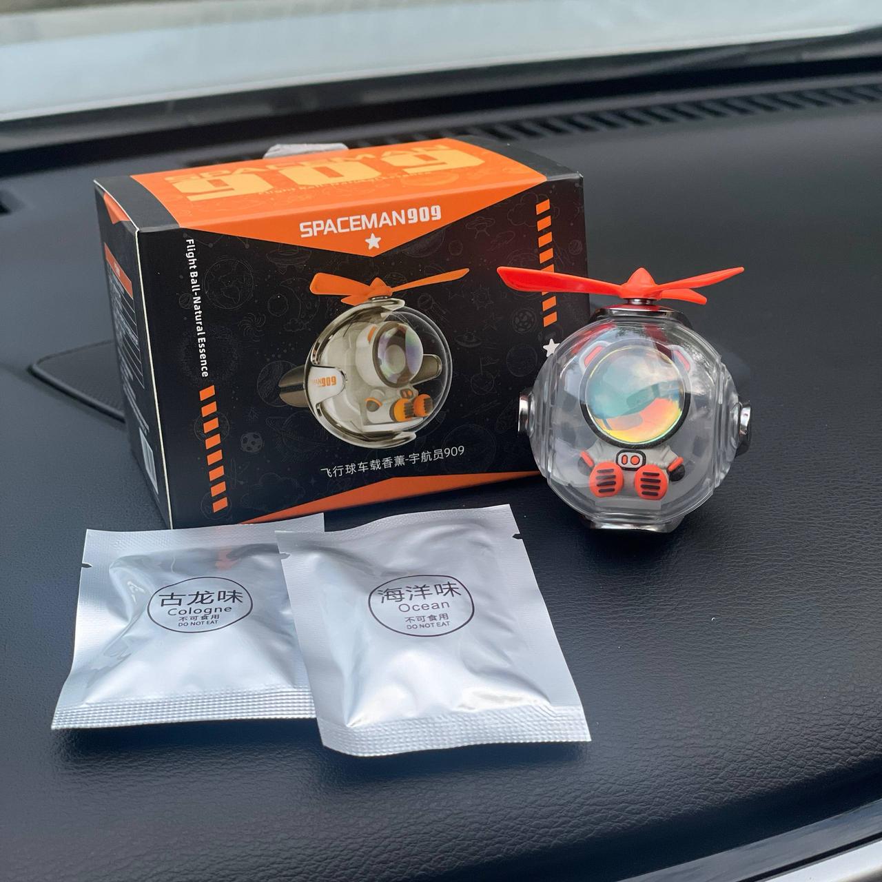 Ароматизатор для авто на решетку Spaceman (909) - фото 7