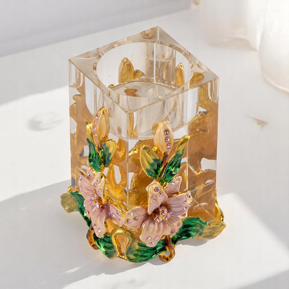 Декоративний свічник для інтер'єру з металевими квітами скляний 5х5х9 см Золото (147-81-008MB) - фото 2 Декоративний свічник для інтер'єру з металевими квітами скляний 5х5х9 см Золото (147-81-008MB) - фото 2