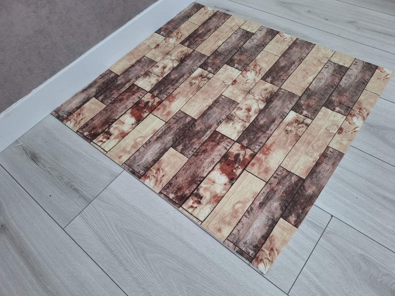 Панель самоклеящаяся 3D 770x700x3 мм (С14)