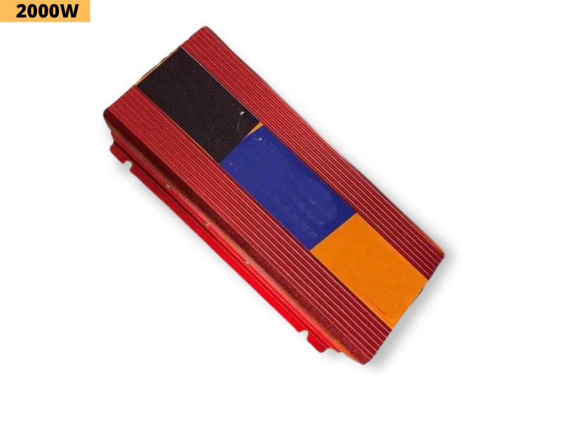 Інвертор Power-One Plus 12-220 В 2000 Вт Червоний (41427-_1463) - фото 3 Інвертор Power-One Plus 12-220 В 2000 Вт Червоний (41427-_1463) - фото 3