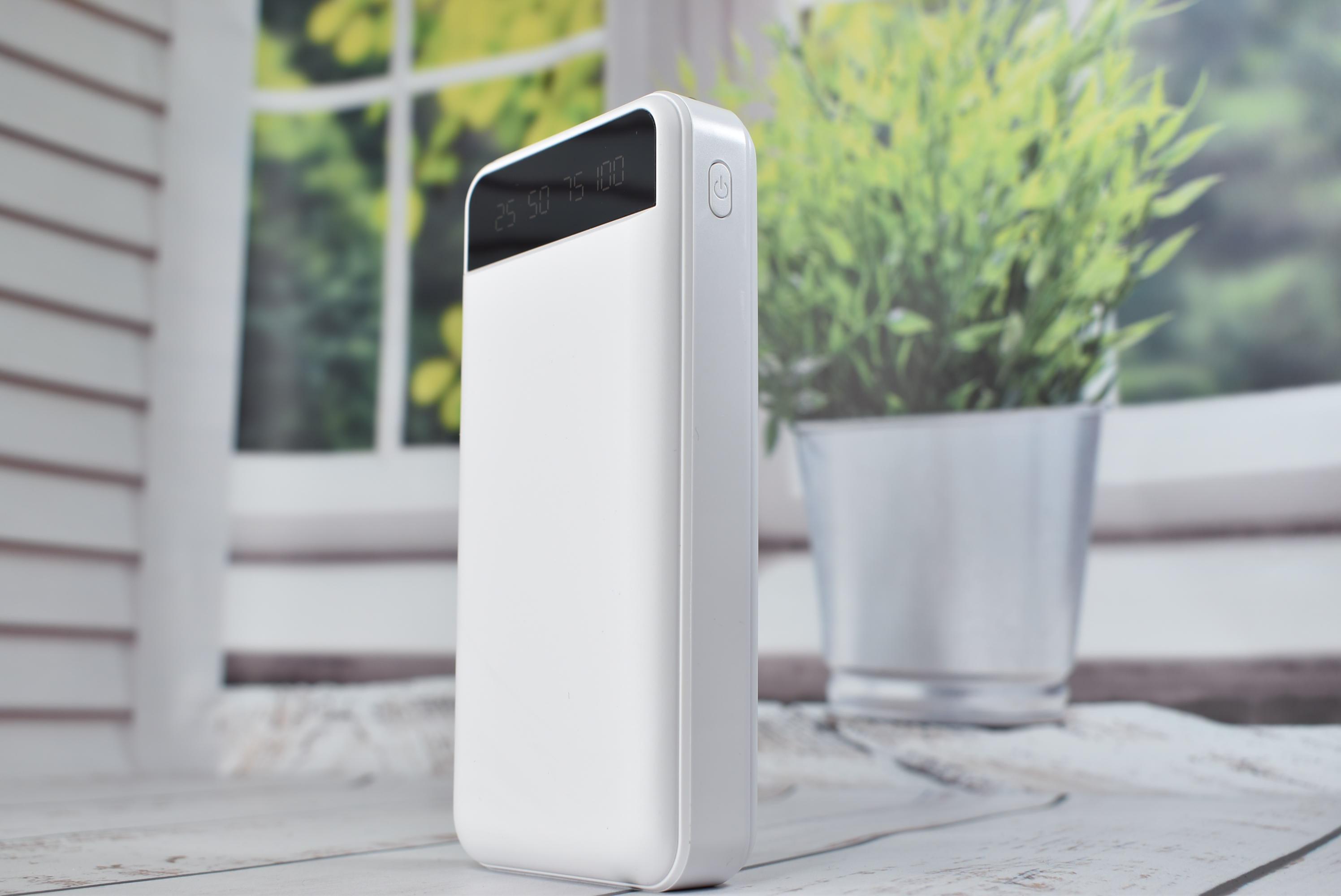 Повербанк KJ-P16 20000 mAh 5В с фонариком White - фото 4