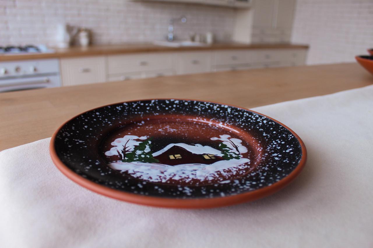 Тарілка глиняна порційна Різдвяна Зима d 20 см з ручним розписом - фото 3 Тарілка глиняна порційна Різдвяна Зима d 20 см з ручним розписом - фото 3