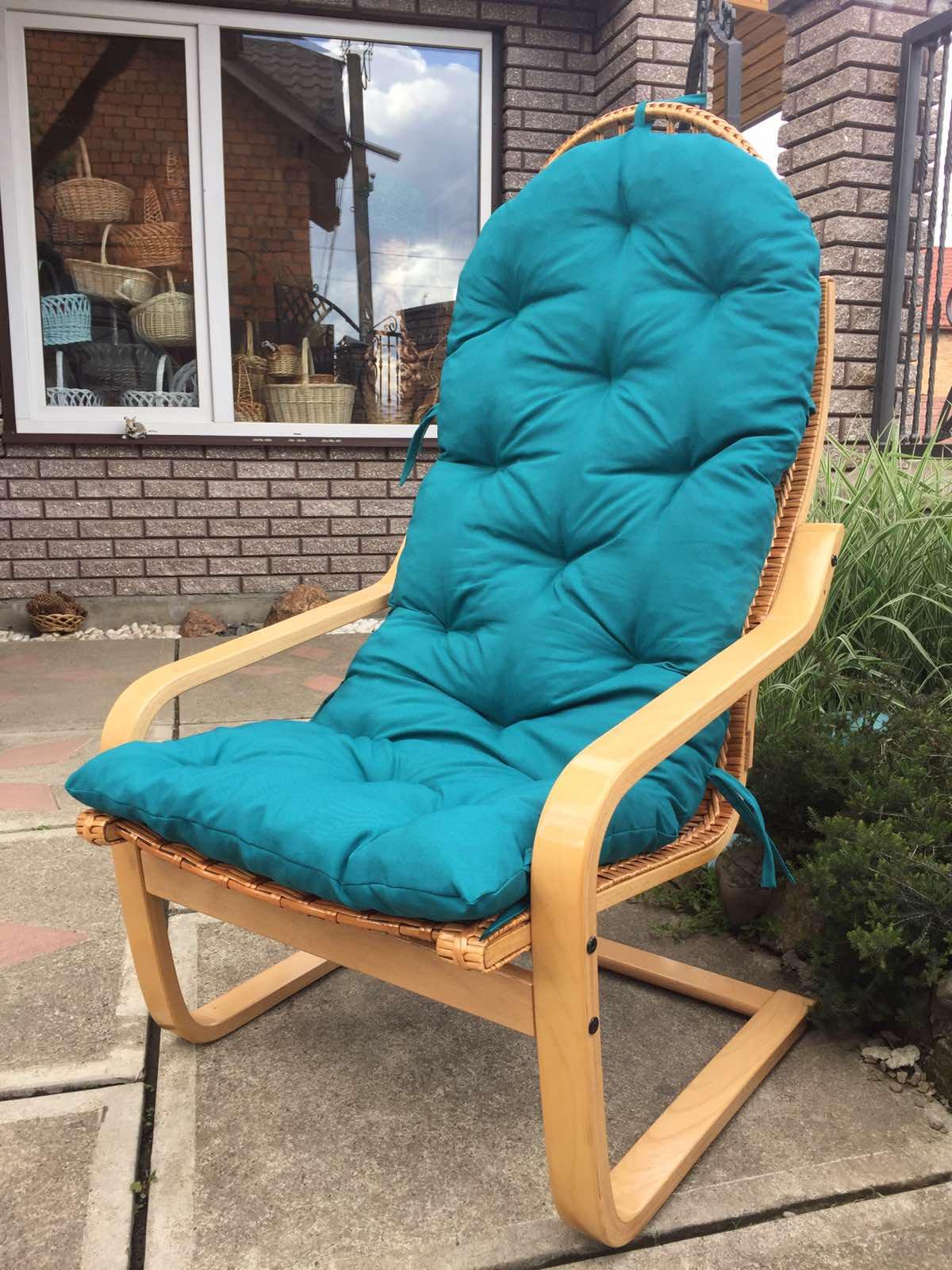 Купить стулья и кресла из дерева со скидкой до 40%