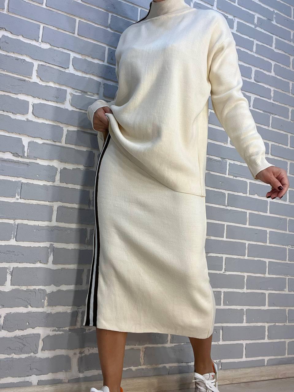 Костюм женский MY FASHION 2024402 свитер и длинная юбка вязка OS Молочный (733) - фото 8 Костюм женский MY FASHION 2024402 свитер и длинная юбка вязка OS Молочный (733) - фото 8