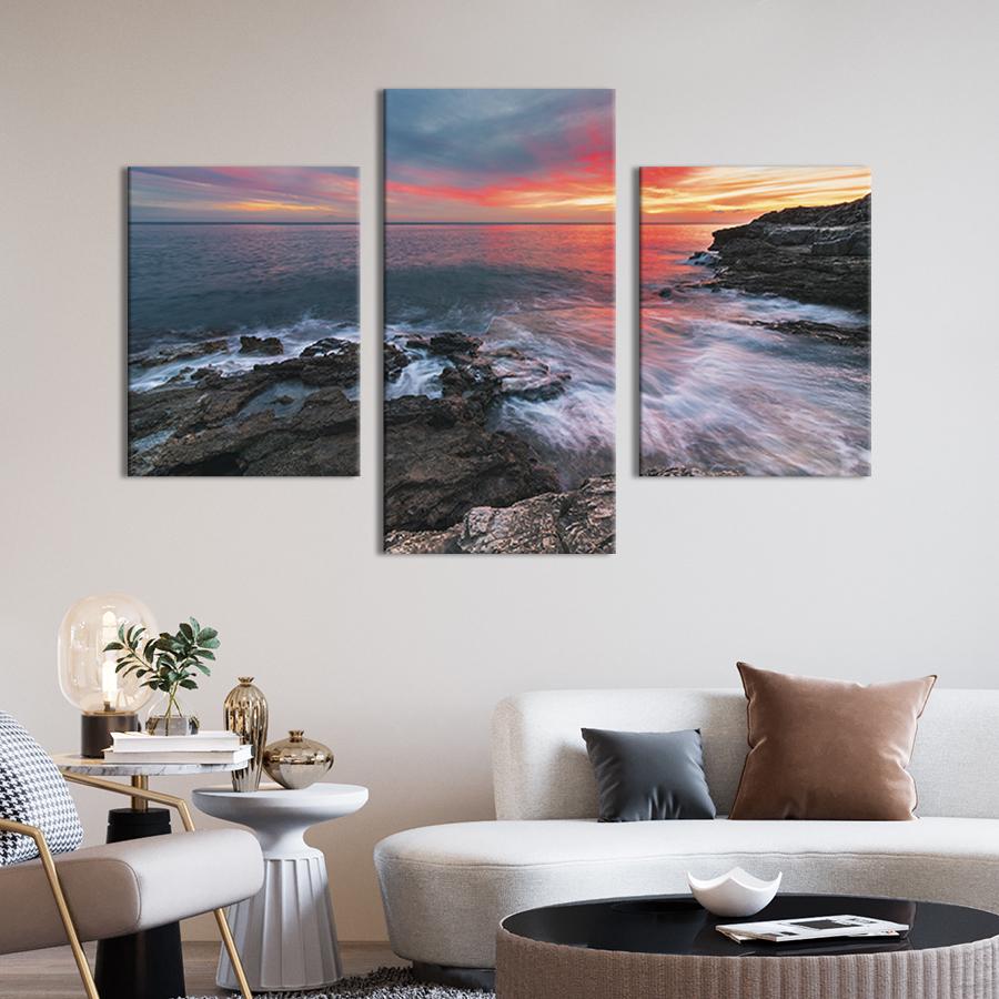 Картина для интерьера Вечернее розовое небо на море 66x40 см (457-32)