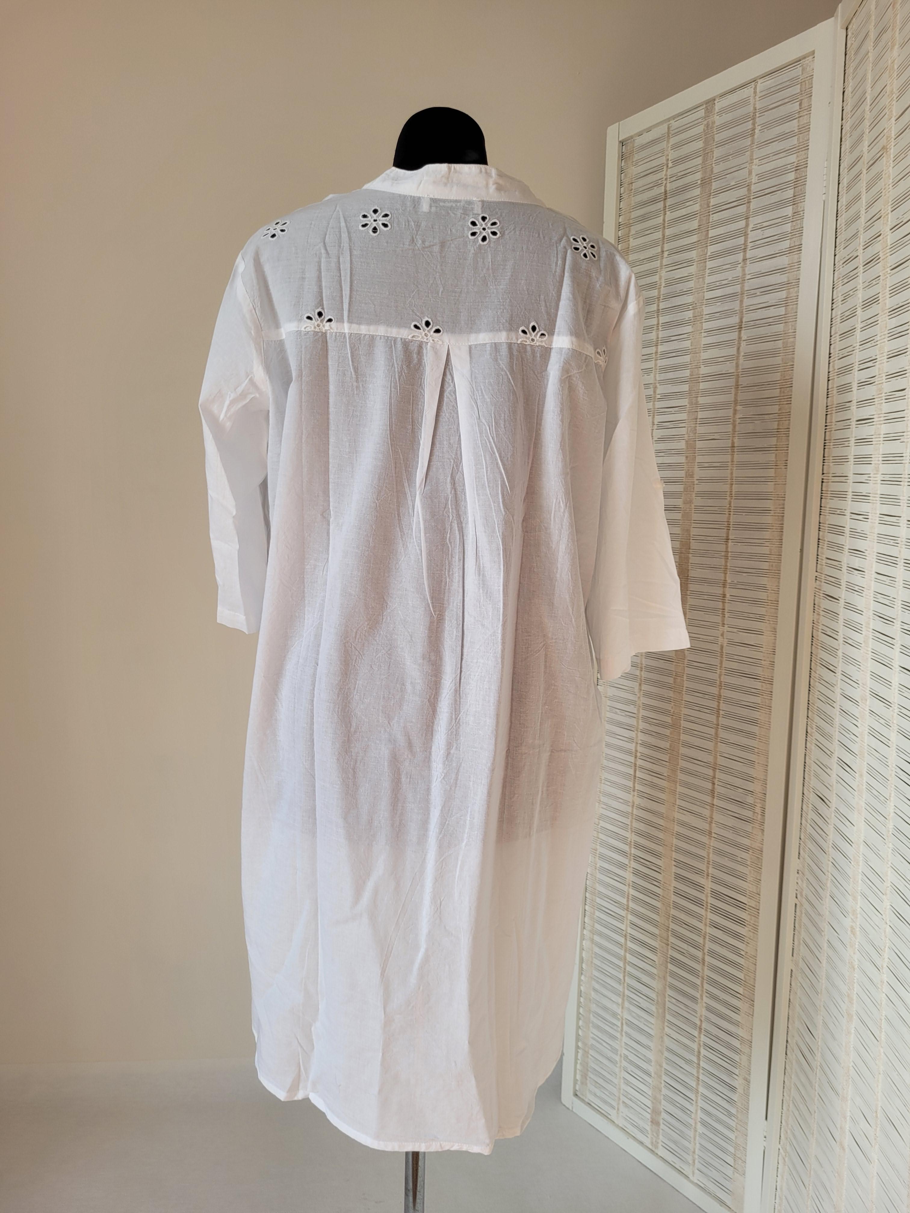 Туніка-сорочка жіноча з прошвою на гудзиках M Білий - фото 4 Туніка-сорочка жіноча з прошвою на гудзиках M Білий - фото 4