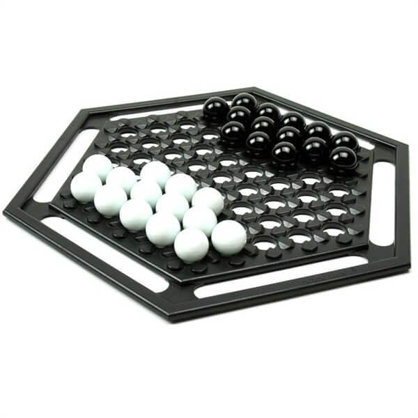 Настольная игра Asmodee Абалон Classic (AB02UAN) - фото 2 Настольная игра Asmodee Абалон Classic (AB02UAN) - фото 2