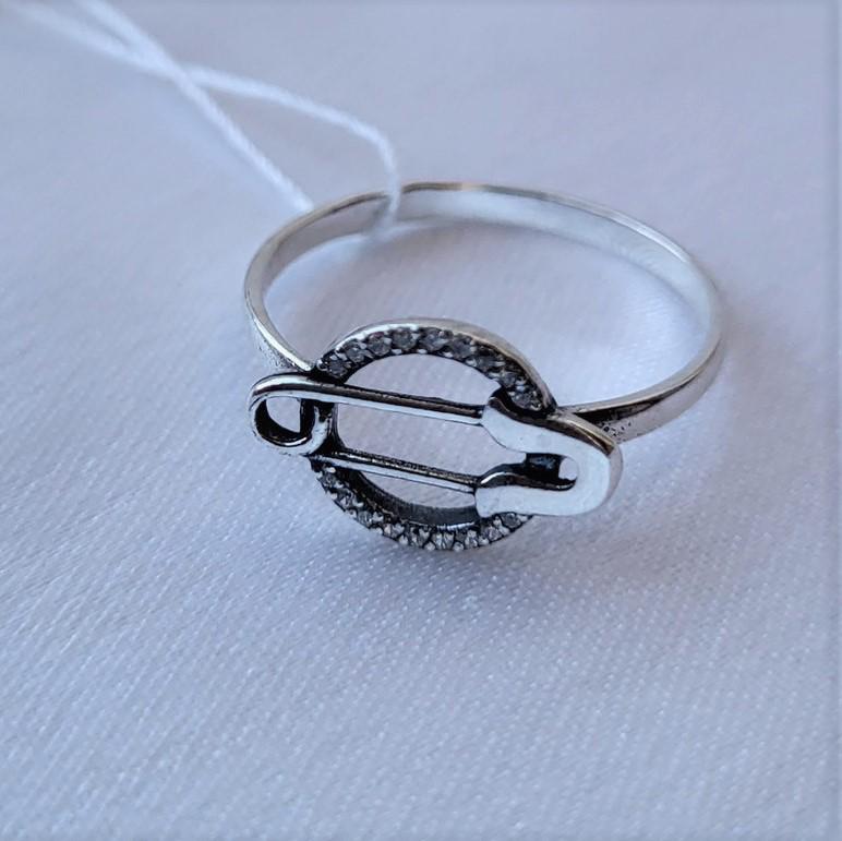 Кольцо женское из серебра булавка в круге вставка цирконий черненое 925 проба р. 18 1,22 г (11464)