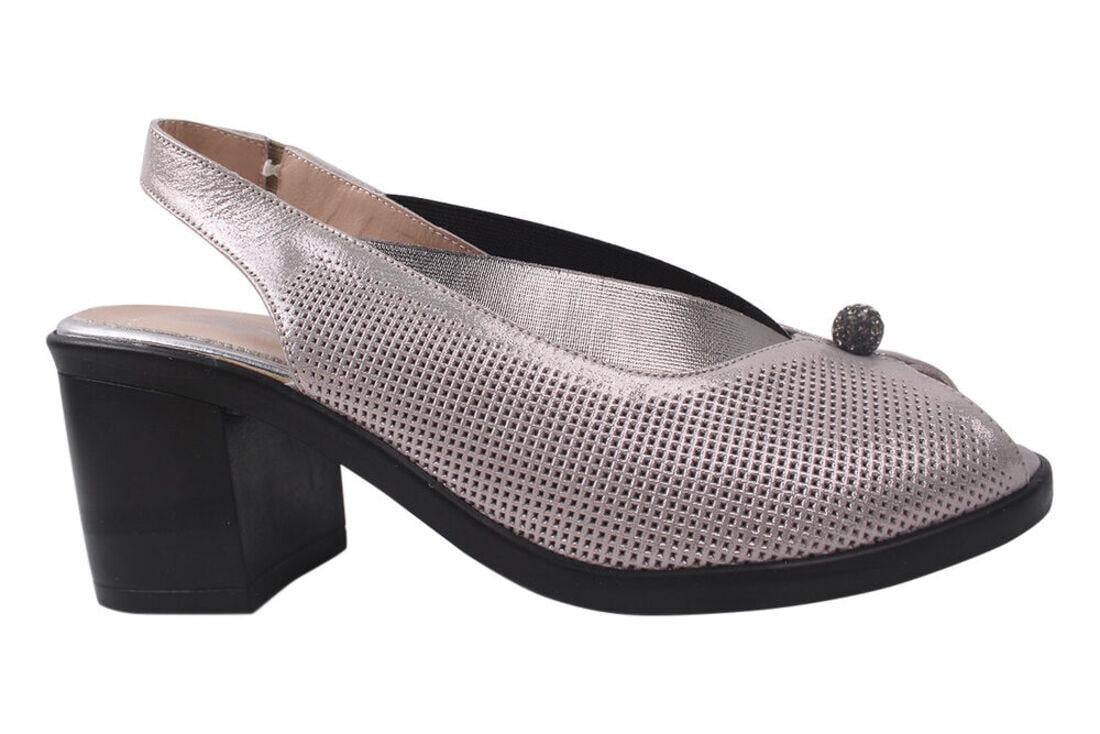 Босоніжки жіночі Sattini зі шкіри на великому підборі р. 39 Пудровий (137-20LB) Босоніжки жіночі Sattini зі шкіри на великому підборі р. 39 Пудровий (137-20LB)