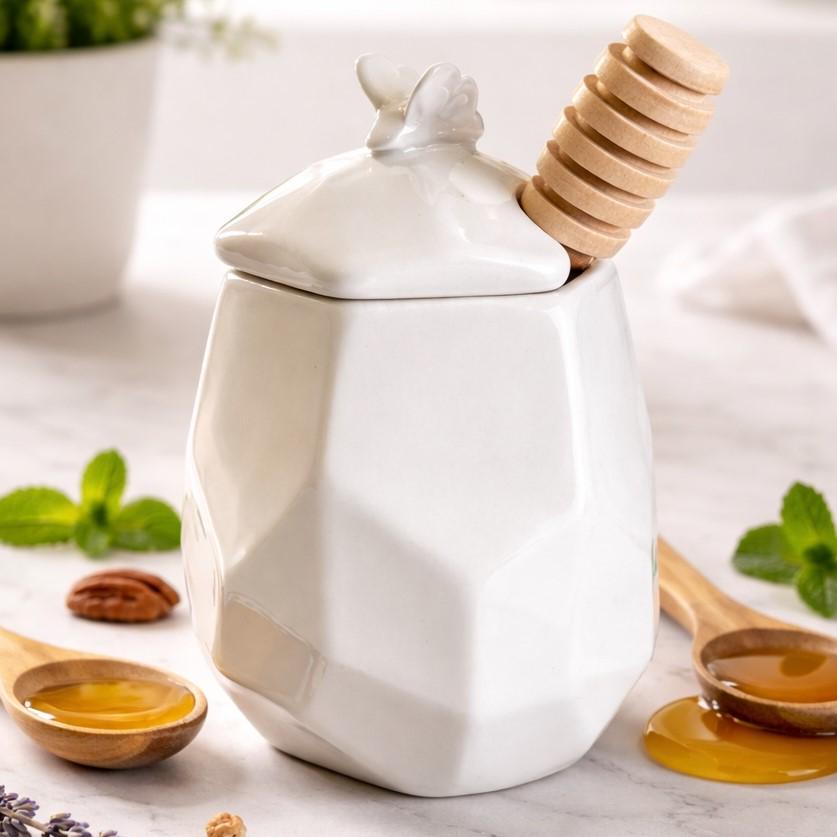 Медочка фарфоровая BonaDi Пчелка с бамбуковой ложкой 350 мл Белый (31773800)