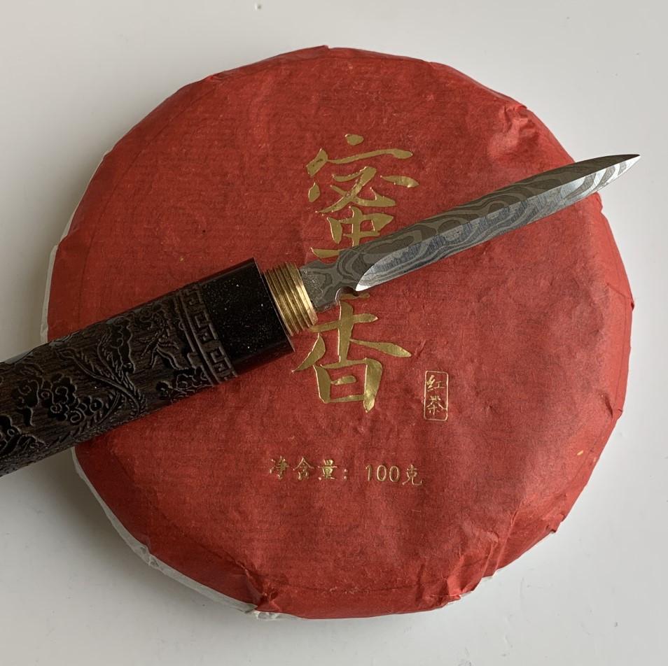 Чай Черный красный Медовый аромат 2021 года блин 100 г - фото 2