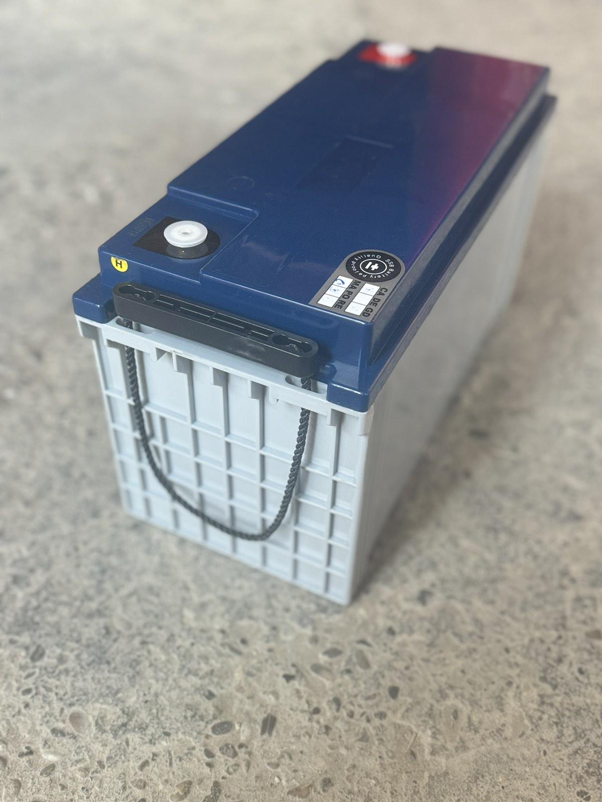 Акумулятор свинцево-кислотний AGM SBL 135-12HR 135Ah (SSB135) - фото 3 Акумулятор свинцево-кислотний AGM SBL 135-12HR 135Ah (SSB135) - фото 3