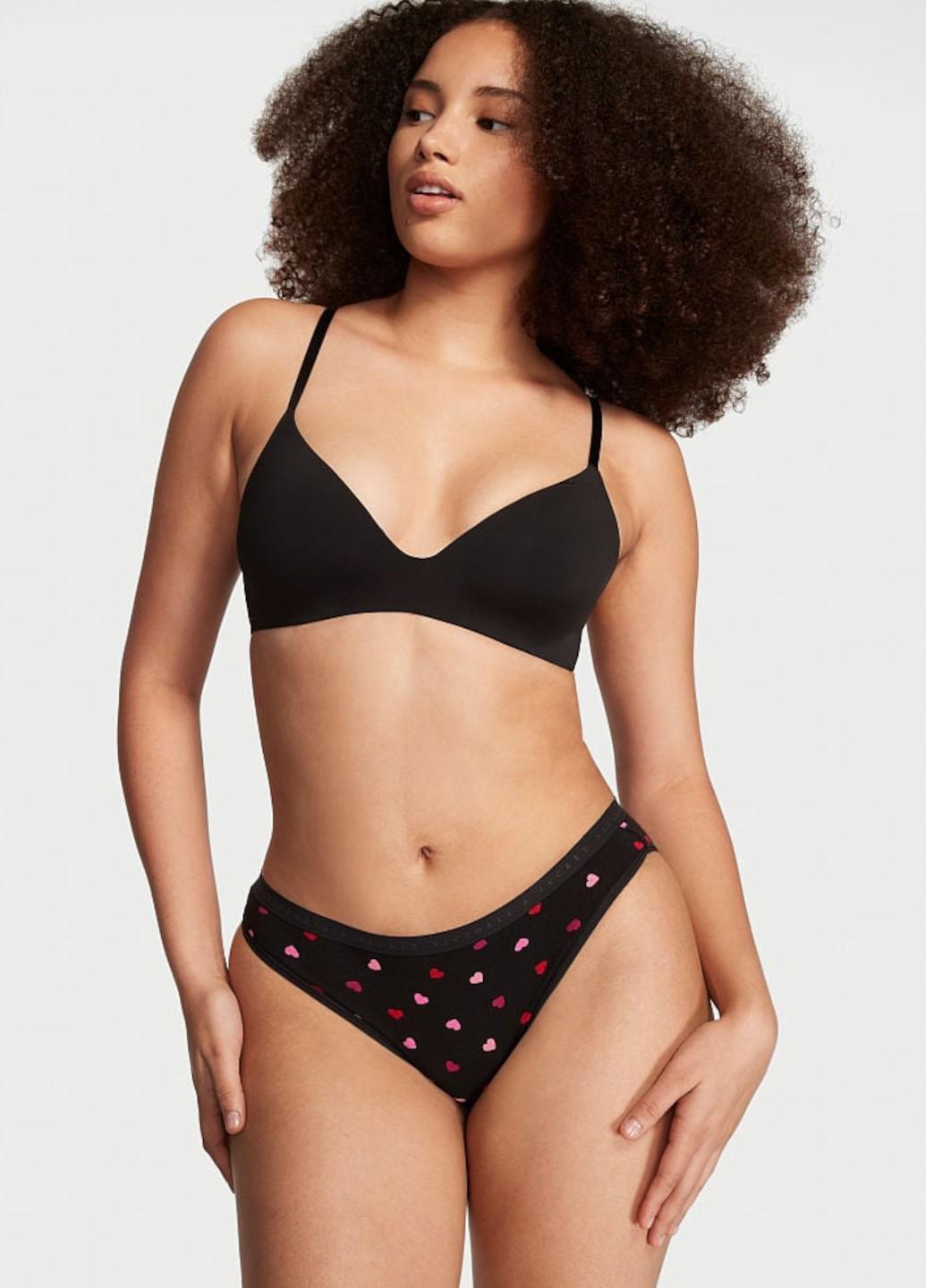 Женские трусы Victoria's Secret 7000R0400261QV7XS XS Черный (59376637) Женские трусы Victoria's Secret 7000R0400261QV7XS XS Черный (59376637)