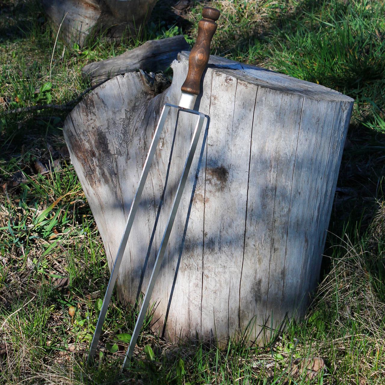 Шампур подвійний з дерев'яною ручкою 630x12x3 мм (17656704)