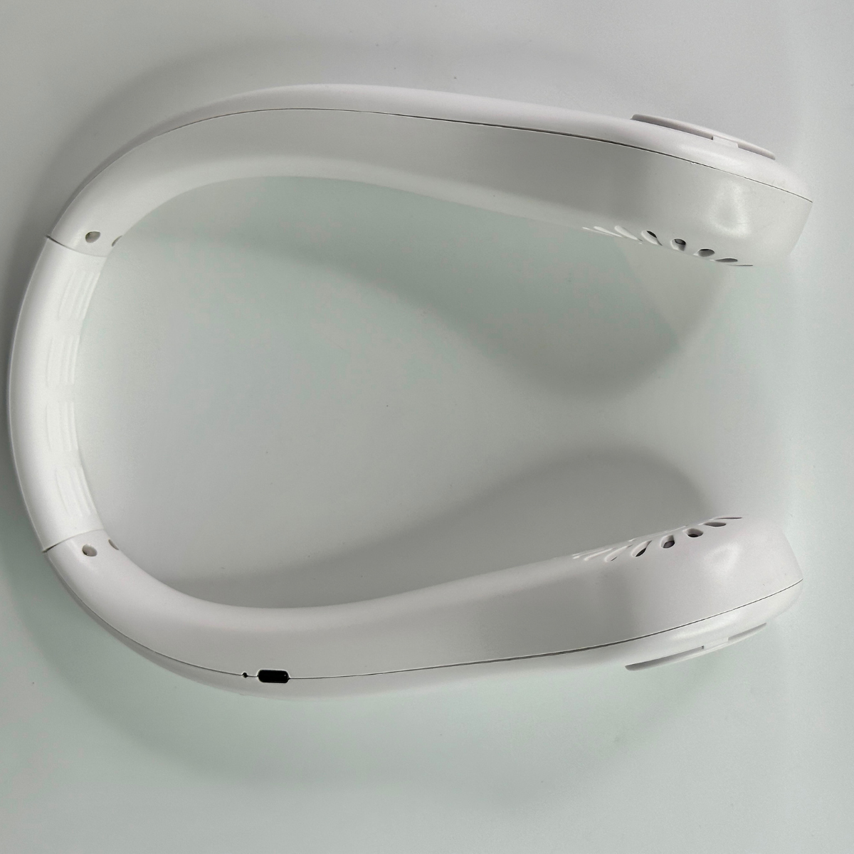 Вентилятор на шею Neck Fun безлопастный аккумуляторный Белый (NFX-5-White) - фото 9 Вентилятор на шею Neck Fun безлопастный аккумуляторный Белый (NFX-5-White) - фото 9