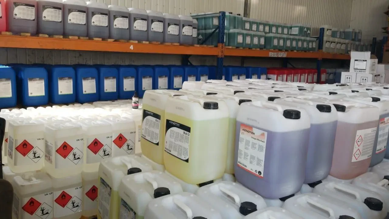 Шампунь для ручной мойки CAR FOAM Kenotek Лайм профессиональный для второй фазы мойки 1 л на разлив - фото 5 Шампунь для ручной мойки CAR FOAM Kenotek Лайм профессиональный для второй фазы мойки 1 л на разлив - фото 5