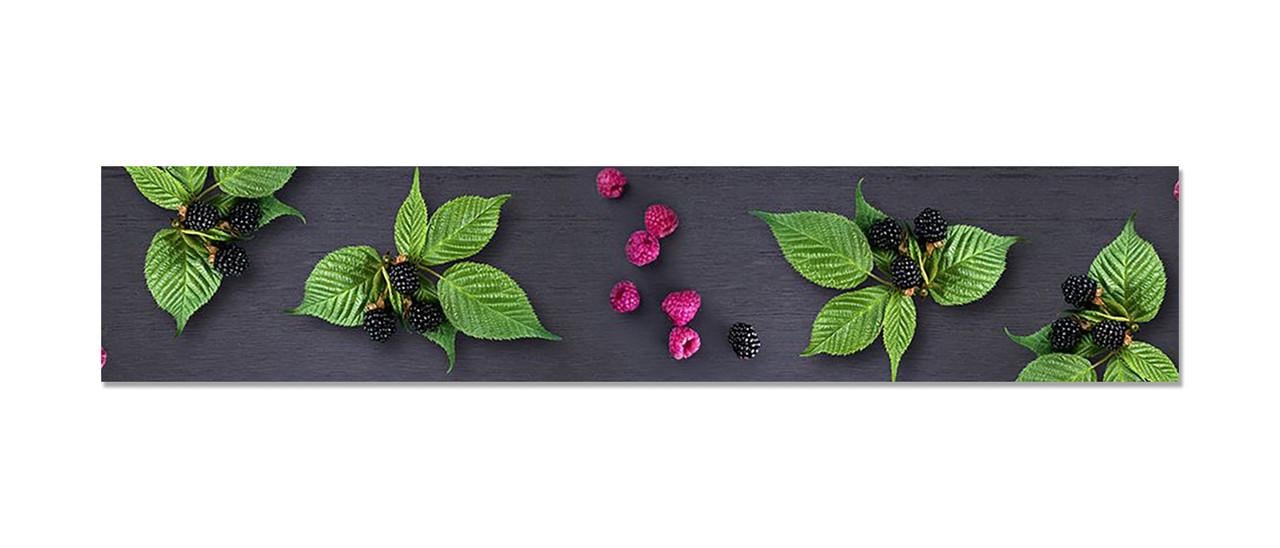 Наклейка виниловая на кухню Zatarga Ежевика и Малина 600х3000 мм (1294193496)
