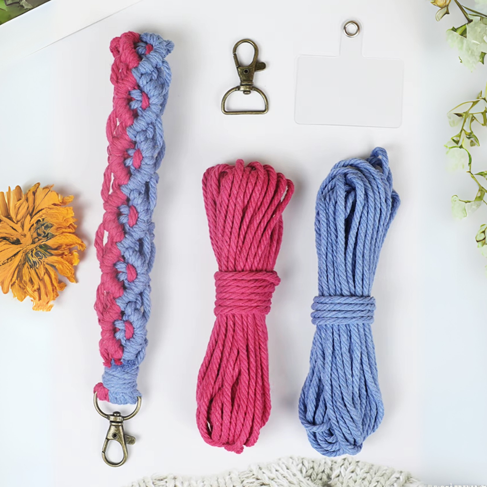 Набор макраме для рукоделия для ручного вязания плетеного брелока Петля для ключей 22х3 см Розовый с голубым