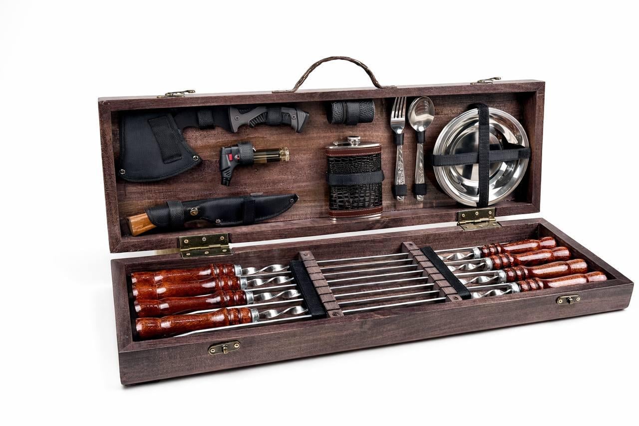 Набор для пикника GrillMaster Пикник классик с топором охотничьим ножом/посудой 36 пр. Коричневый (10-164-KS-7403)