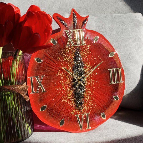 Годинник настінний з епоксидної смоли Гранат 31x26 см