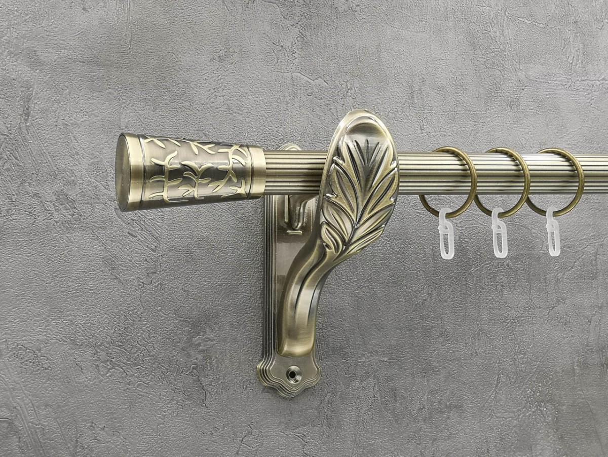 Карниз Quadrum Севілія рифлена штанга одинарний ретро 25 мм 240 см Антик (262042976)