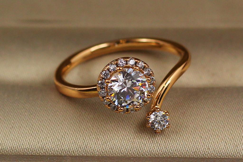 Кольцо Xuping Jewelry Созвездие раздвижное р. 16+ Золотистый