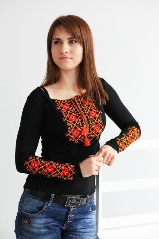 Футболка с вышитыми рукавами Красно-оранжевый (В-6)