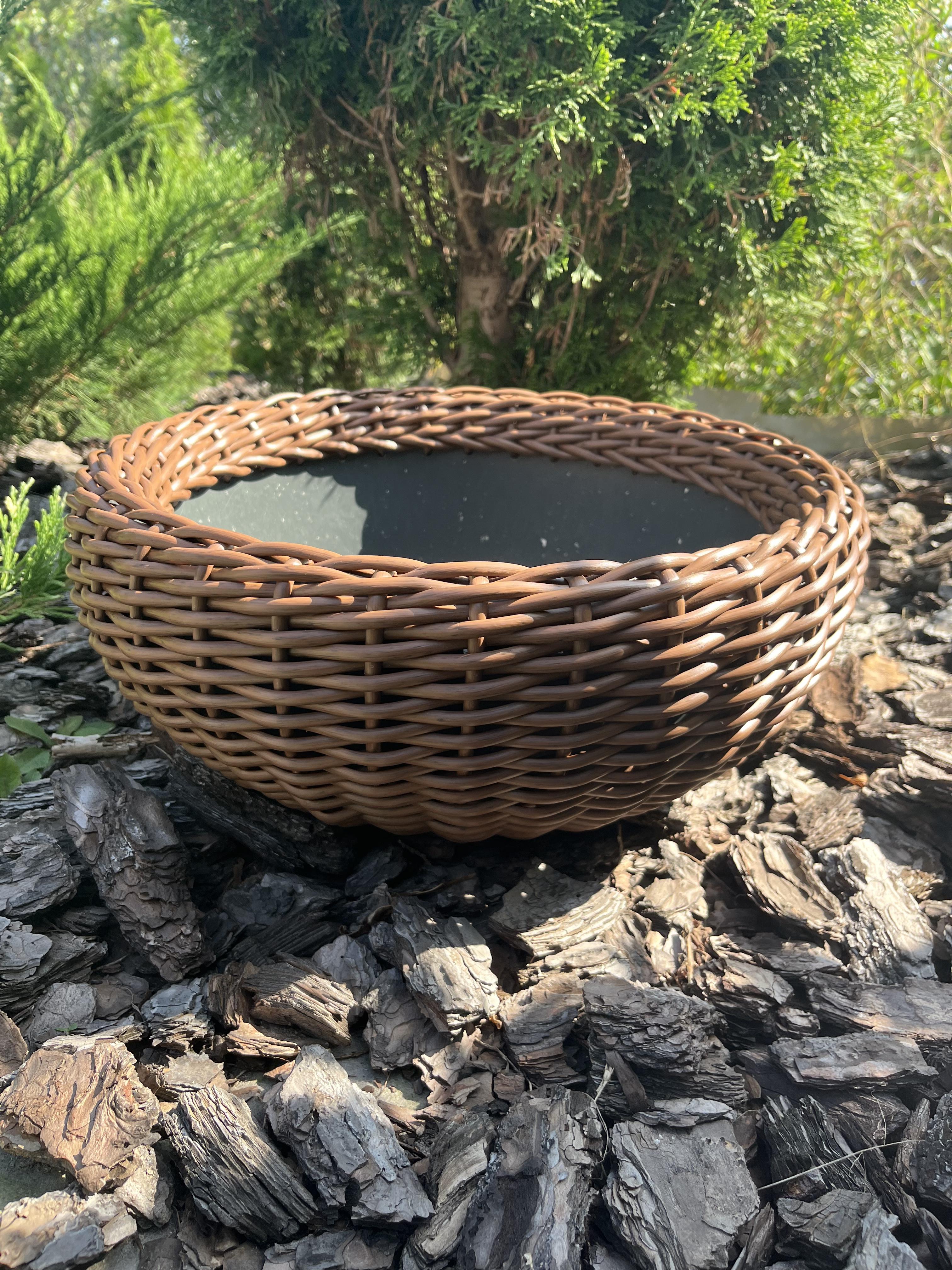 Кашпо-плошка для цветов из искусственного ротанга 12,5 л Темное дерево (28833561) - фото 1 Кашпо-плошка для цветов из искусственного ротанга 12,5 л Темное дерево (28833561) - фото 1