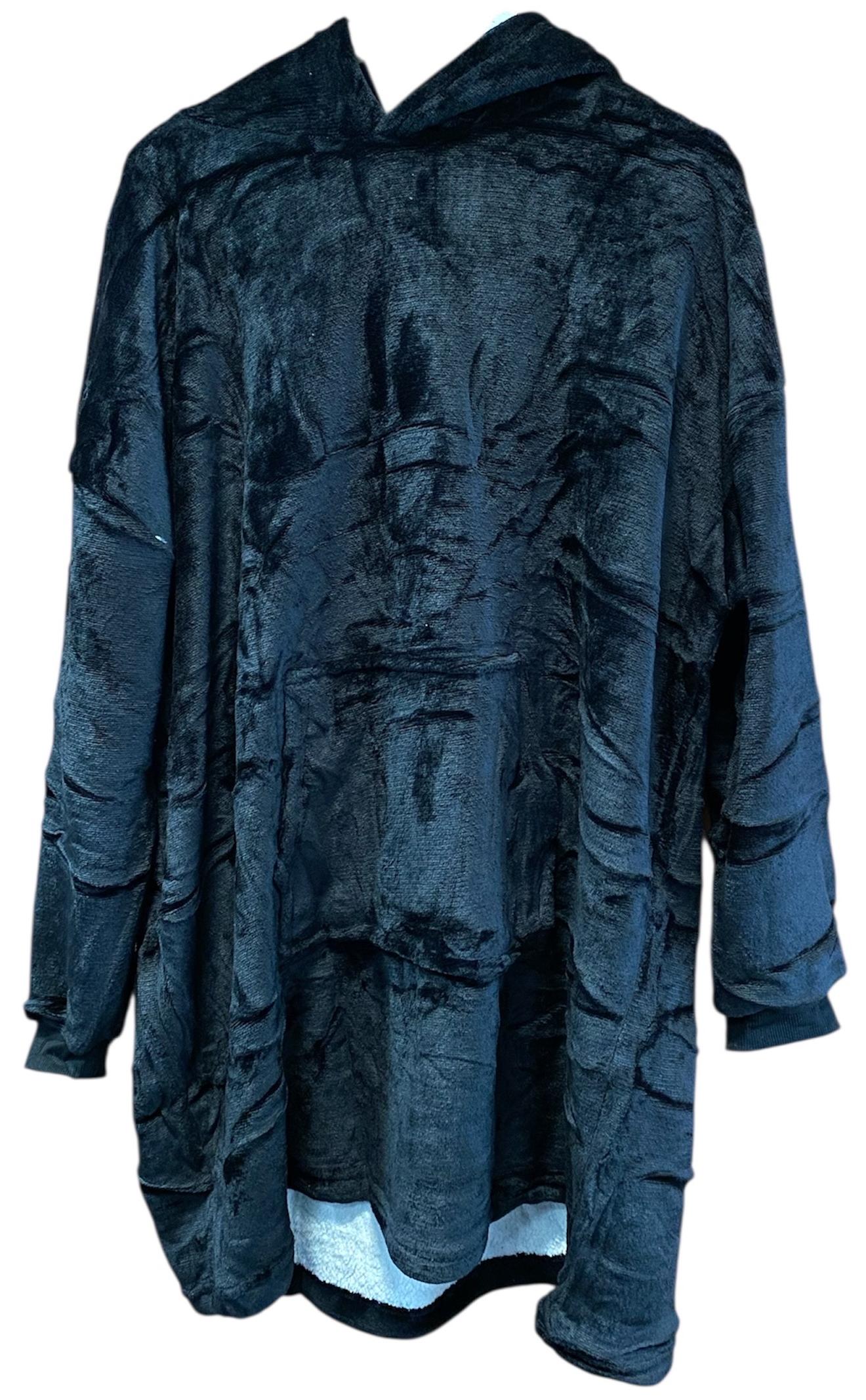 Плед-худі Huggle Hoodie з рукавами та капюшоном плюшевий 85х75 см Чорний - фото 3 Плед-худі Huggle Hoodie з рукавами та капюшоном плюшевий 85х75 см Чорний - фото 3