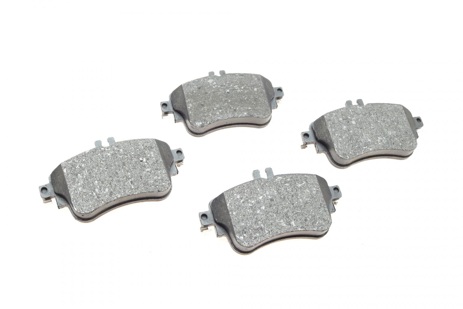 Колодки тормозные передние ICER MB A-class W176/B-class W246 11-18 (182062 ICER) Колодки тормозные передние ICER MB A-class W176/B-class W246 11-18 (182062 ICER)