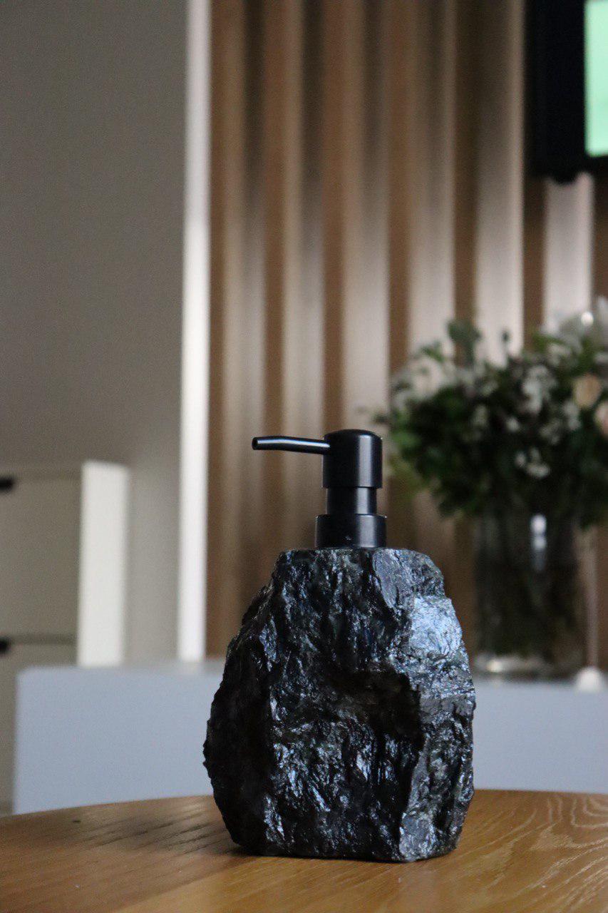 Дозатор для рідкого мила з натурального каменю Лабрадорит (25787457)