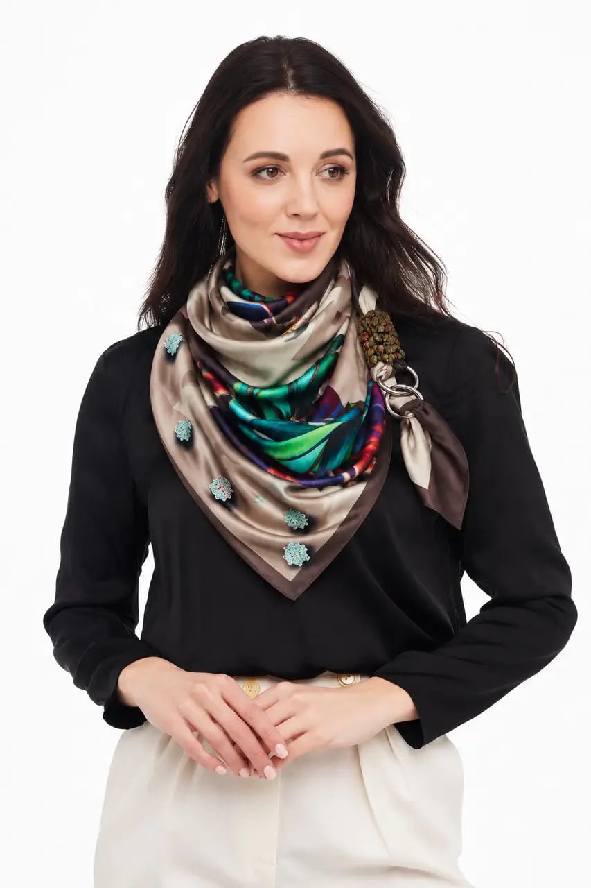 Хустка шовкова My Scarf преміальна Смарагдовий сад з каменем унакід 90х90 см (39115198) Хустка шовкова My Scarf преміальна Смарагдовий сад з каменем унакід 90х90 см (39115198)