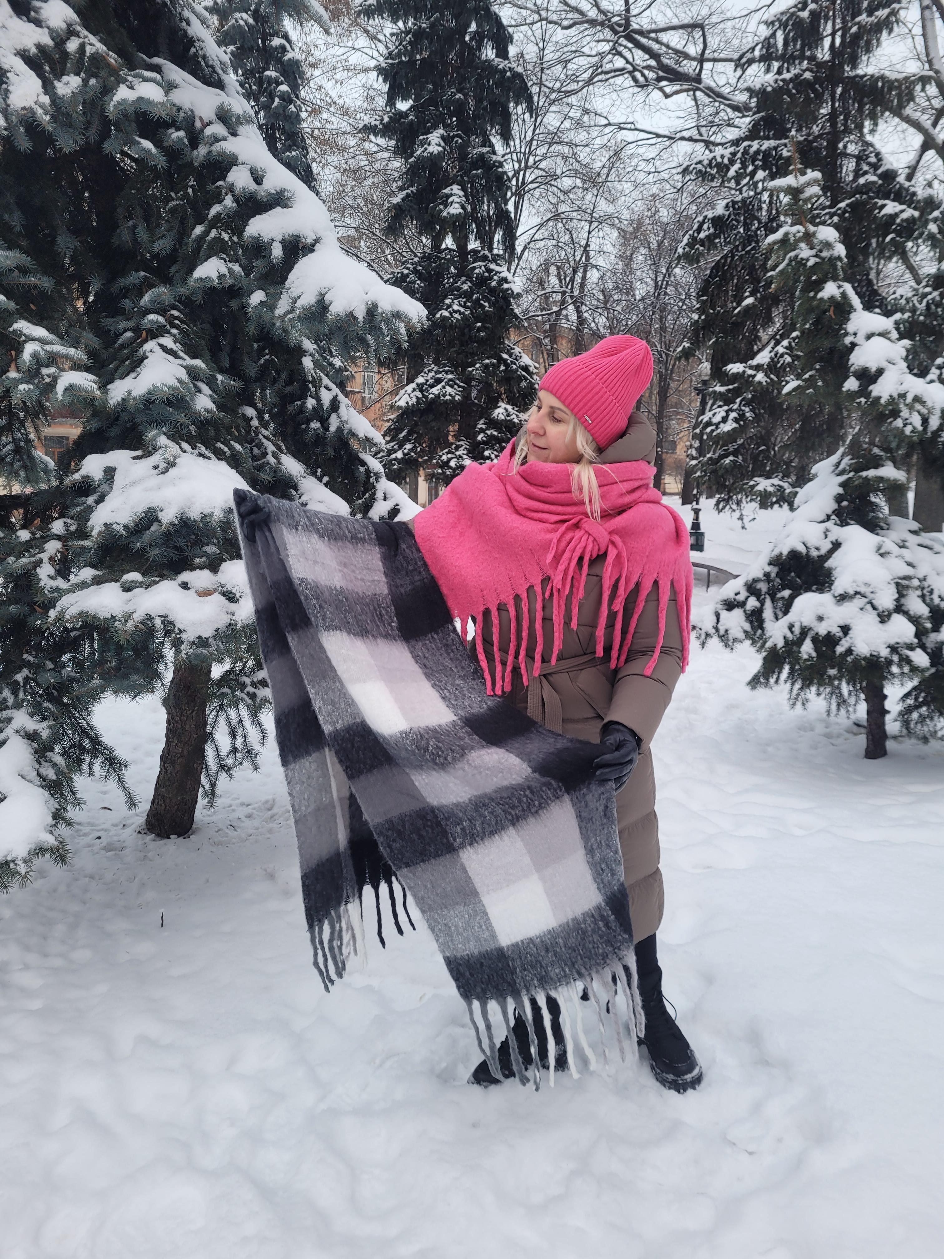 Шарф женский кашемировый Дред клетка бахрома большая 210x40 см Черно-белый (00843/80)