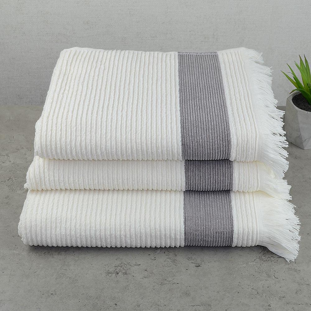 Набор махровых полотенец с бахромой GM Textile 50x90/70x140 см 3 шт. Ванильный Набор махровых полотенец с бахромой GM Textile 50x90/70x140 см 3 шт. Ванильный