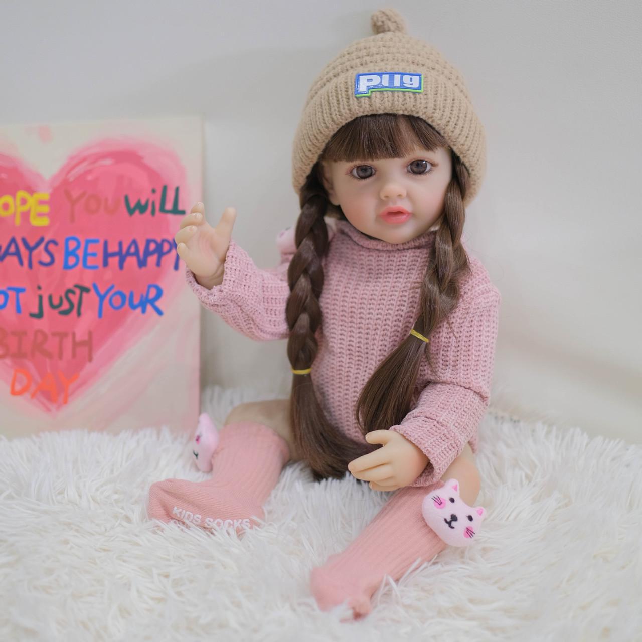 Кукла Reborn Кира винил-силиконовая с соской/бутылочкой 55 см (2042685372)