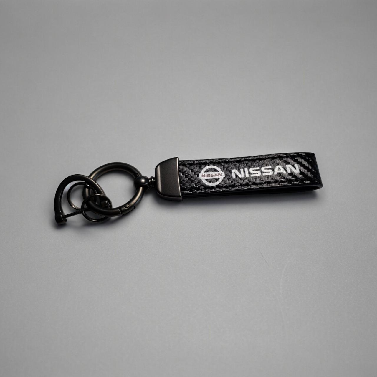 Брелок автомобільний Nissan шкіряний з карабіном екошкіра/метал (2235954786)